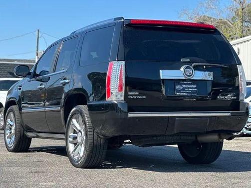 2011 Cadillac Escalade Platinum Edition