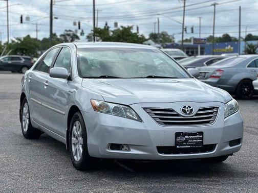 Titanium Metallic 2007 Toyota Camry Hybrid SE