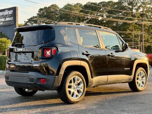 Black 2016 Jeep Renegade Latitude