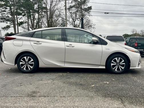 2017 Toyota Prius Prime Plus