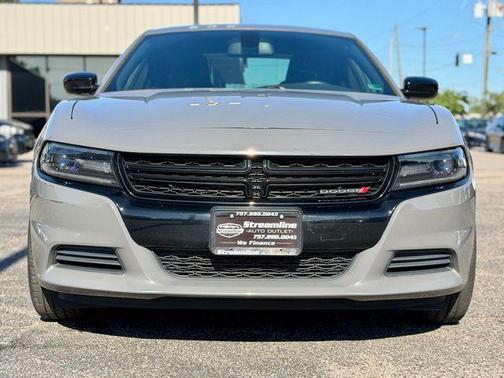 Destroyer Gray Clearcoat 2017 Dodge Charger SE