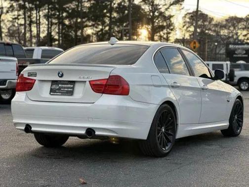 2011 BMW 335 335i