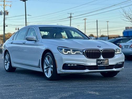 2016 BMW 750 i xDrive