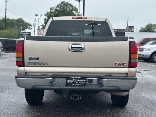 Sand Beige Metallic 2006 GMC Sierra 1500 SLT Crew Cab