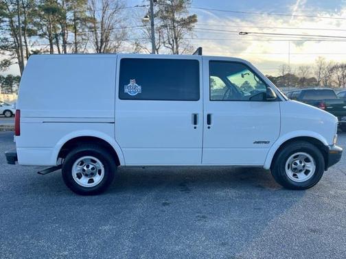 2001 Chevrolet Astro Base