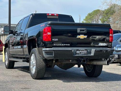 Black 2018 Chevrolet Silverado 2500 High Country