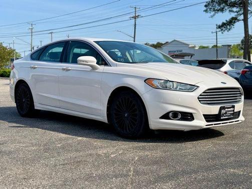 White Platinum Tri-Coat Metallic 2013 Ford Fusion Titanium