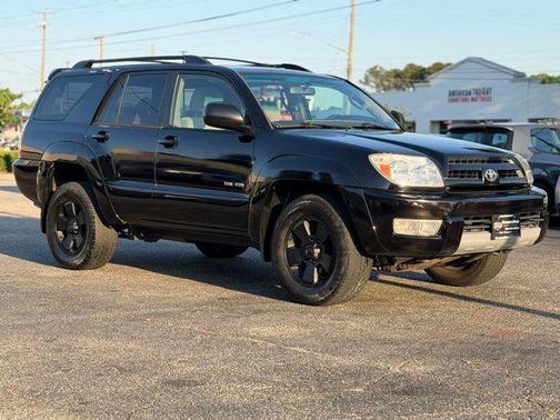 Black 2004 Toyota 4Runner SR5