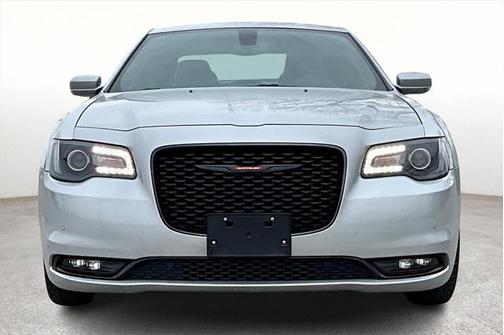 2023 Chrysler 300 S