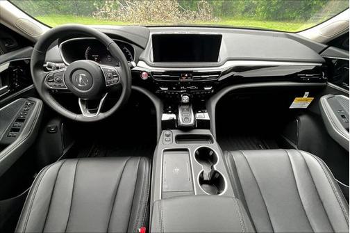 2025 Acura MDX Standard