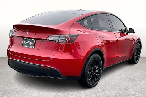 2022 Tesla Model Y Long Range Dual Motor All-Wheel Drive