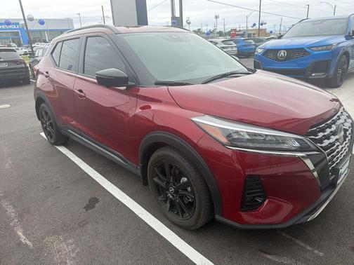 Scarlet Ember Tintcoat 2024 Nissan Kicks SR