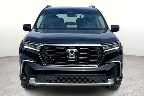2023 Honda Pilot Touring 8-Passenger