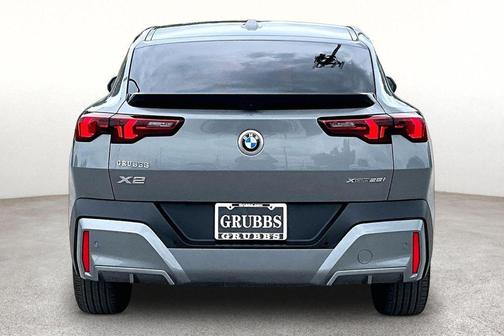 Gray Metallic 2025 BMW X2 xDrive28i