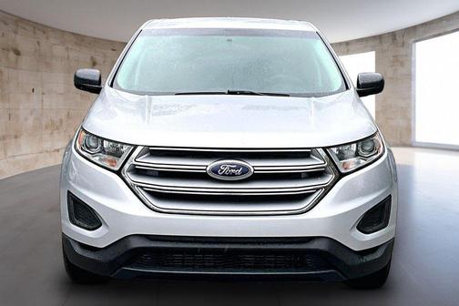 Ingot Silver Metallic 2016 Ford Edge SE