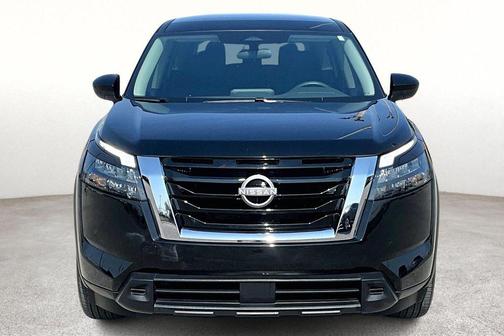 2025 Nissan Pathfinder S FWD