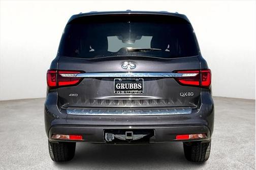 2023 INFINITI QX80 Luxe
