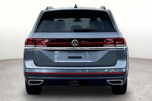 Gray 2025 Volkswagen Atlas 2.0T SE w/Technology