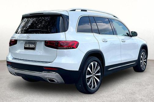 Digital White Metallic 2022 Mercedes-Benz GLB 250 Base