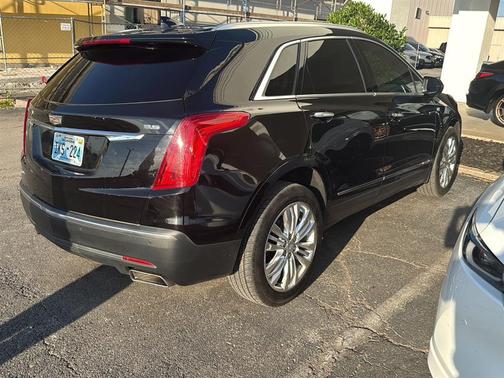 2017 Cadillac XT5 Premium Luxury