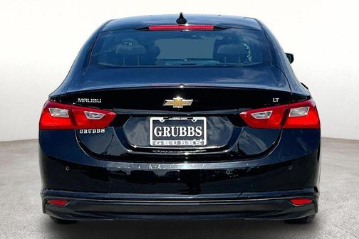 Mosaic Black Metallic 2024 Chevrolet Malibu FWD 1LT