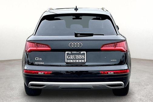 Brilliant Black 2019 Audi Q5 2.0T Premium