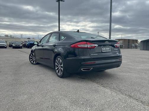 2020 Ford Fusion SE