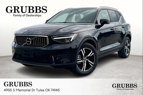 2024 Volvo XC40 B5 Core Bright Theme