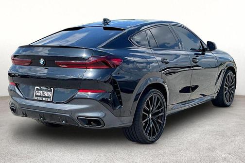Black Sapphire Metallic 2022 BMW X6 xDrive40i