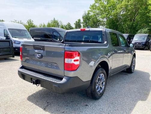 CARBONIZED GRAY METALLIC 2026 Ford Maverick XLT