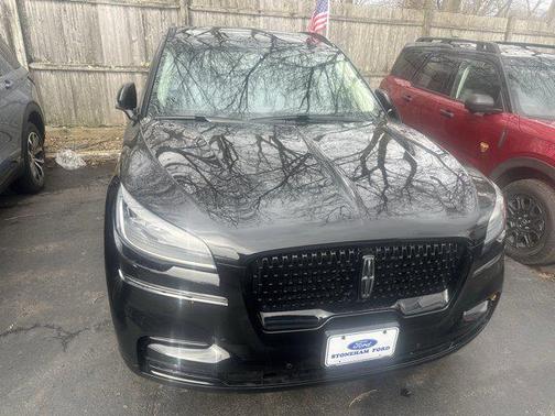 INFINITE BLACK MET CC 2023 Lincoln Aviator Reserve AWD