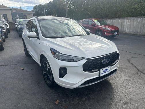 2023 Ford Escape ST-Line Select