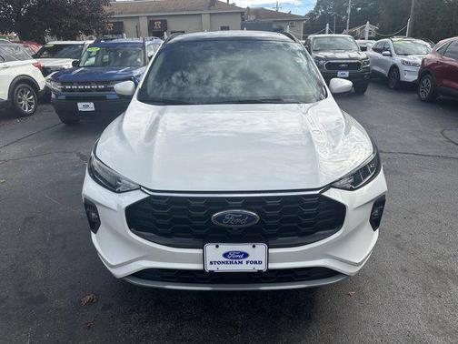 2023 Ford Escape ST-Line Select