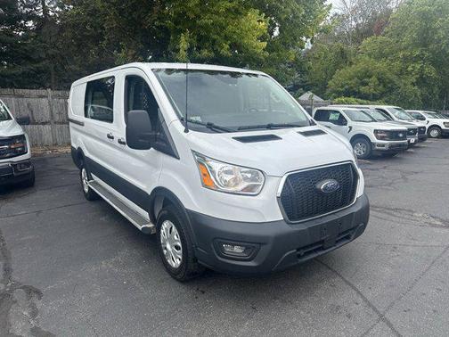 2022 Ford Transit-250 Base