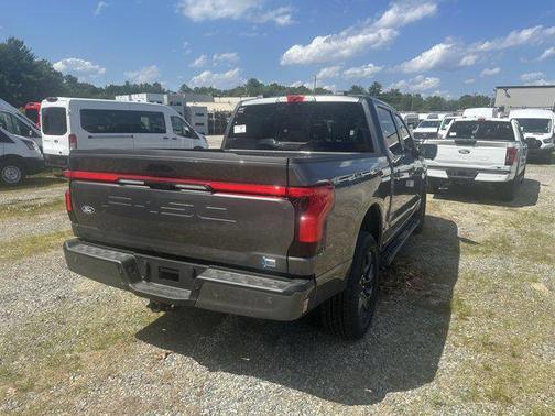 2025 Ford F-150 Lightning LARIAT