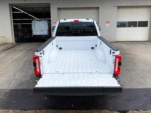 2026 Ford F-350 Lariat