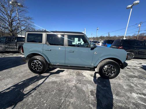 2021 Ford Bronco Outer Banks