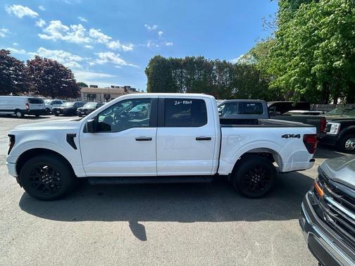 OXFORD WHITE 2024 Ford F-150 STX