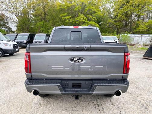 CARBONIZED GRAY METALLIC 2026 Ford F-150 XLT