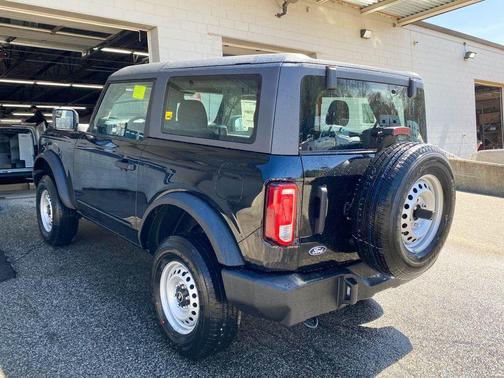Shadow Black 2026 Ford Bronco Base