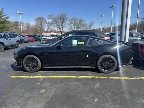 2025 Ford Mustang GT