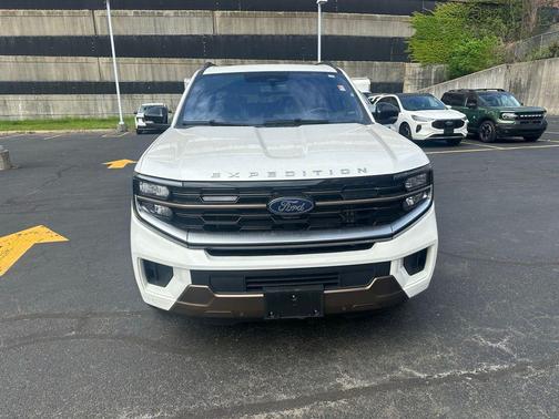STAR WHITE MET TRI-COAT 2025 Ford Expedition King Ranch