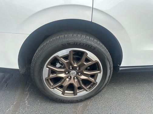 STAR WHITE MET TRI-COAT 2025 Ford Expedition King Ranch