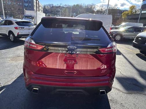 2024 Ford Edge ST