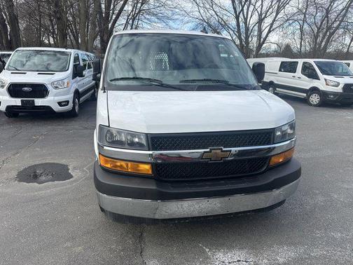 2024 Chevrolet Express 2500 RWD 2500 Regular Wheelbase WT