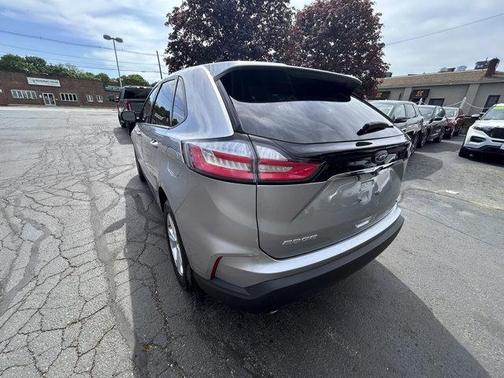 2020 Ford Edge SE