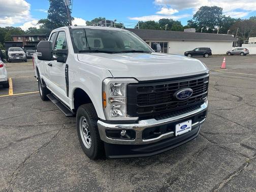 Oxford White 2026 Ford F-250 XL