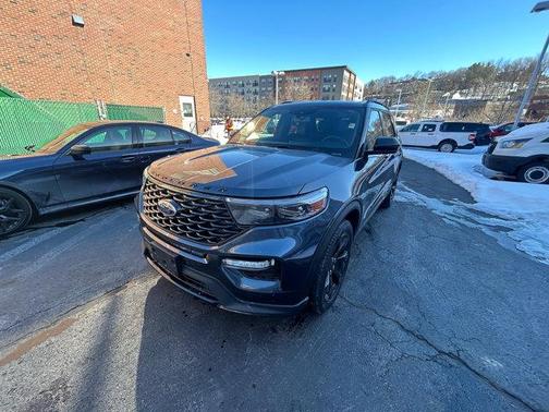 2023 Ford Explorer ST-Line