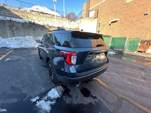 2023 Ford Explorer ST-Line