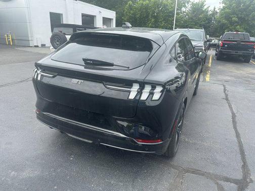 2025 Ford Mustang Mach-E GT